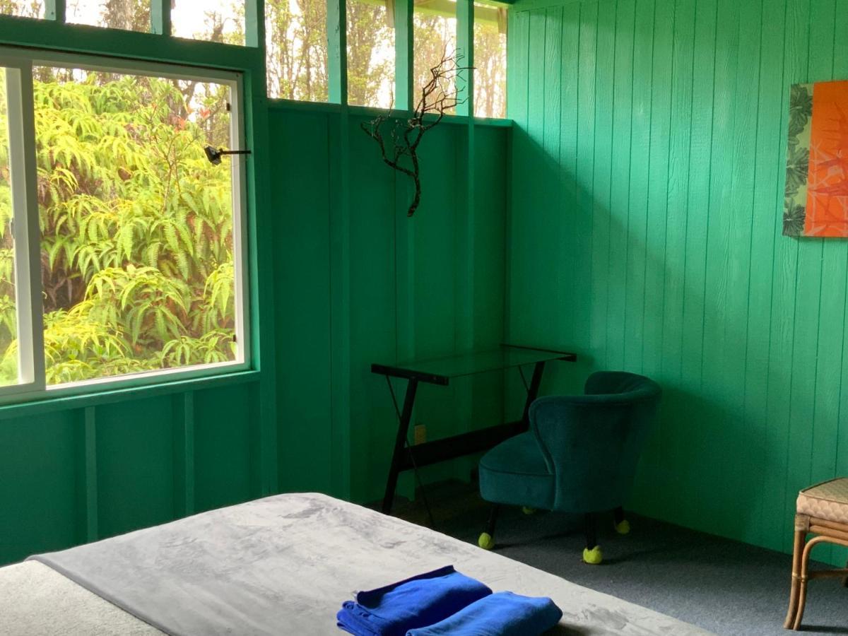 Simple Rustic Studio Deluxe Bed In Tropical Fruits Garden Hotel Mountain View Luaran gambar